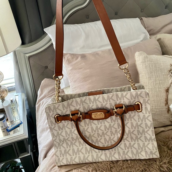 Michael Kors Large Hamilton Bag NWT - Picture 5 of 12